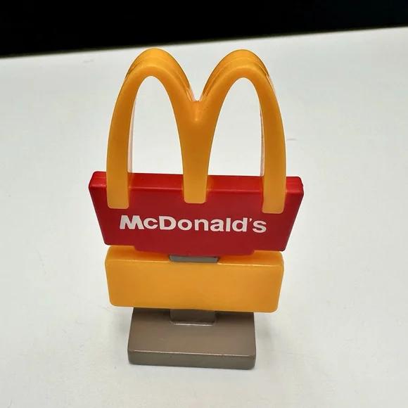 McDONALD'S 2025 Lil McDonalds #2 Restaurant & #14 Miniature Sign Lot of 2 Toys - Picture 8 of 10